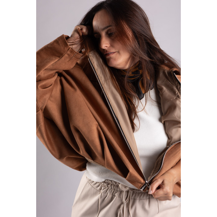 BOMBER DE ANTELINA COLOR CAMEL